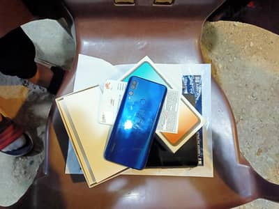هواوي y9 prime 2019 عاوز شاشة حالة محترمة