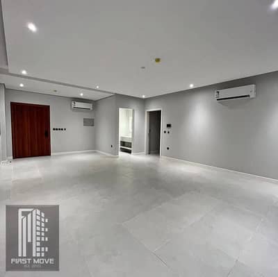 Fully finished 3-bedroom apartment with air conditioning units and a ready-to-use kitchen, in a prime location in Shorouk City.