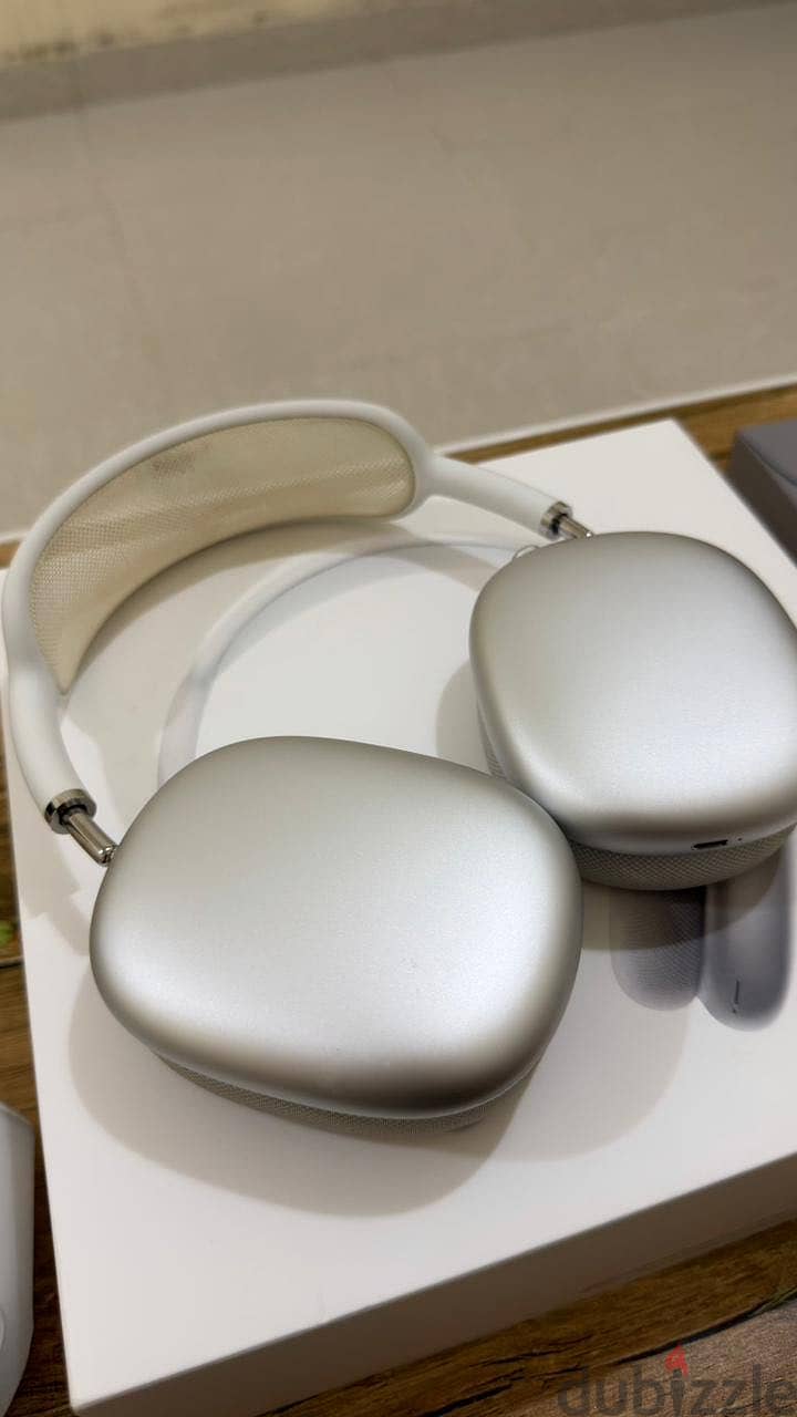 Airpods Max like new 4