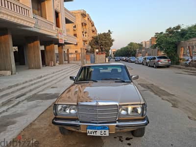 مرسيدس بنز 230 1983