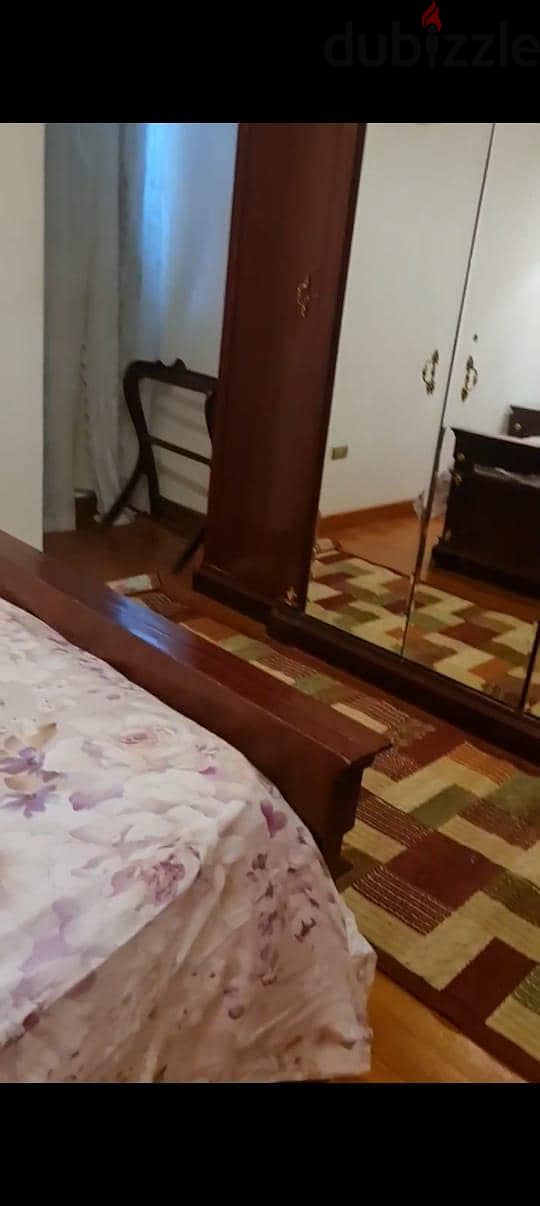 غرفة نوم للبيع 2