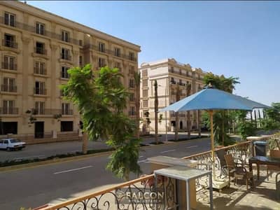 الحق اخر دوبلكس للبيع ( 3غرف+3حمام) بالقسط في قلب الجولدن اسكوير