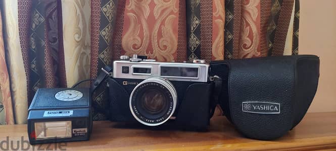 YASHICA