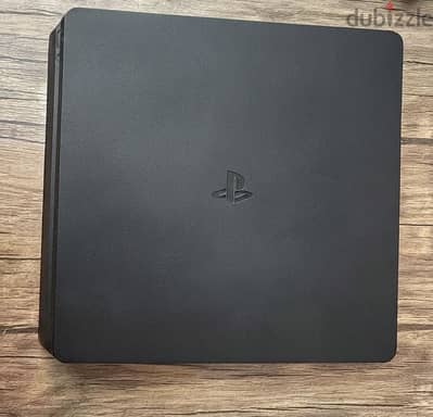 PS4 Slim 500GB – بحالة ممتازة + جاهز للعب فورًا