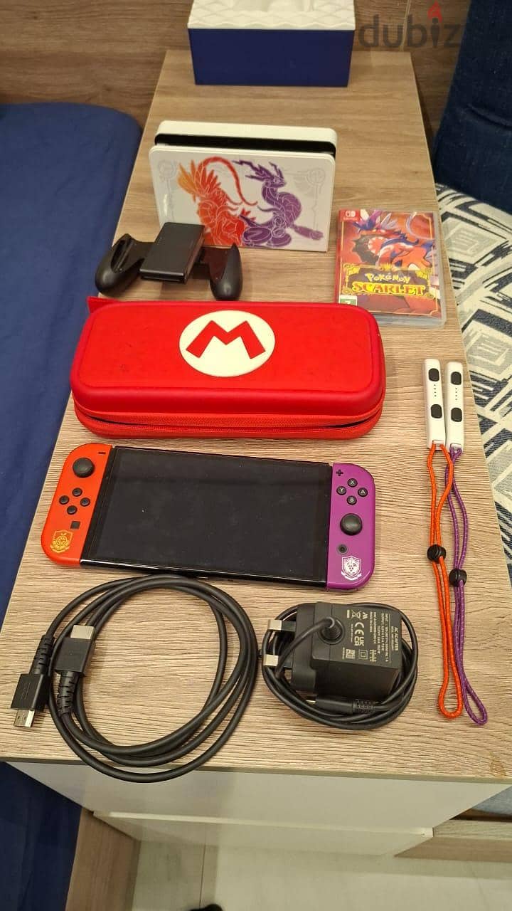 Nintendo Switch OLED Pokémon / Scarlet 1