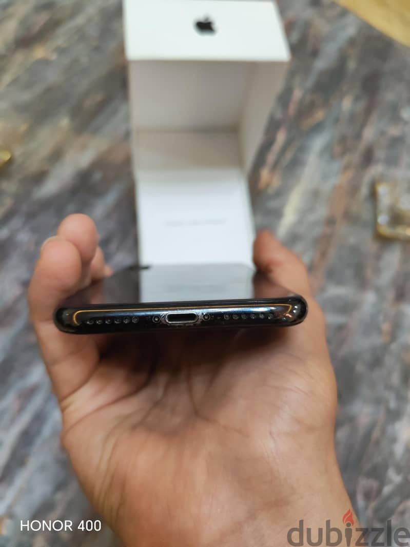 آبل - آيفون اكس 5