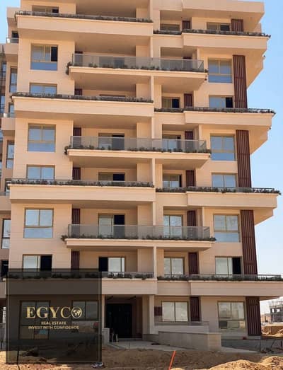 Take advantage of the biggest cash discount on a apartment 118m² for sale in the largest fully integrated compound with all services and amenities in