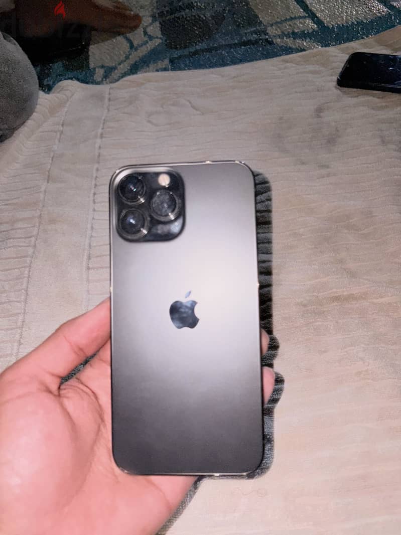 Apple - iPhone 13 Pro Max 1