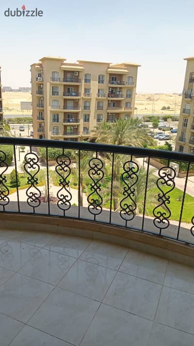 شقة للايجار بالرحاب موقع مميز بسعر لقطة