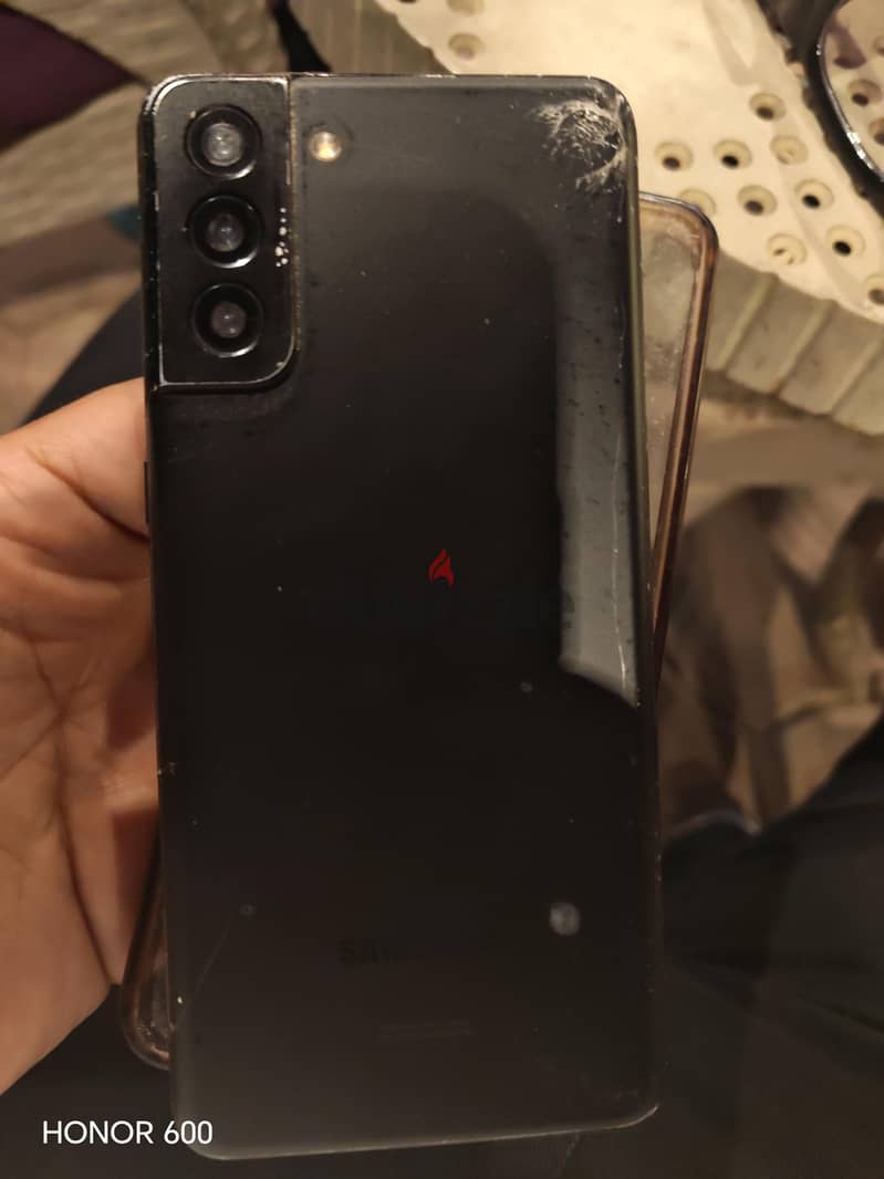 Samsung S21 Plus 1