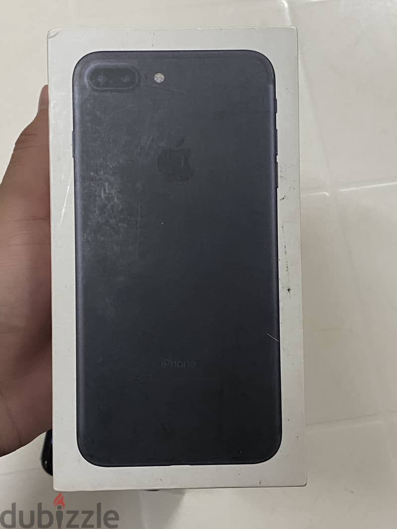 Apple - iPhone 7 Plus 8
