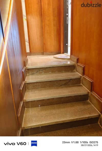 Apartment for sale in West Sumid, first residence, distinguished location, corner, chic villa