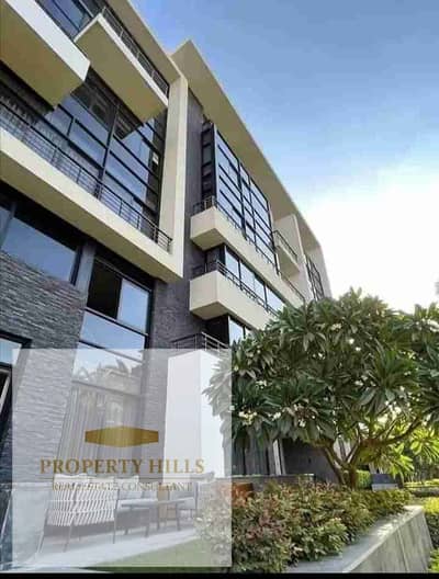 Dupleux ready for viewing in Creek Town • Built-up Area: 220 m² • Location: Creek Town Compound • Status: Ready for viewing Project Features: Prime location at the entrance of New Cairo from Suez Road Modern architectural designs with premium finis Dupleux ready for viewing in Creek Town • Built-up Area: 220 m² • Location: Creek Town Compound • Status: Ready for viewing Project Features: Prime location at the entrance of New Cairo from Suez Road Modern architectural designs with premium finis