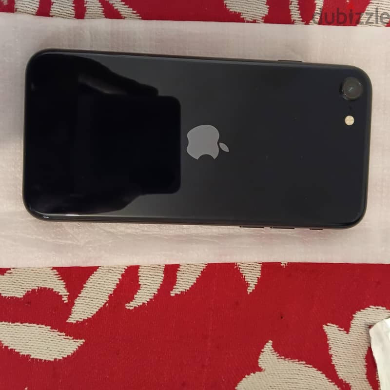 Apple - iPhone SE 6