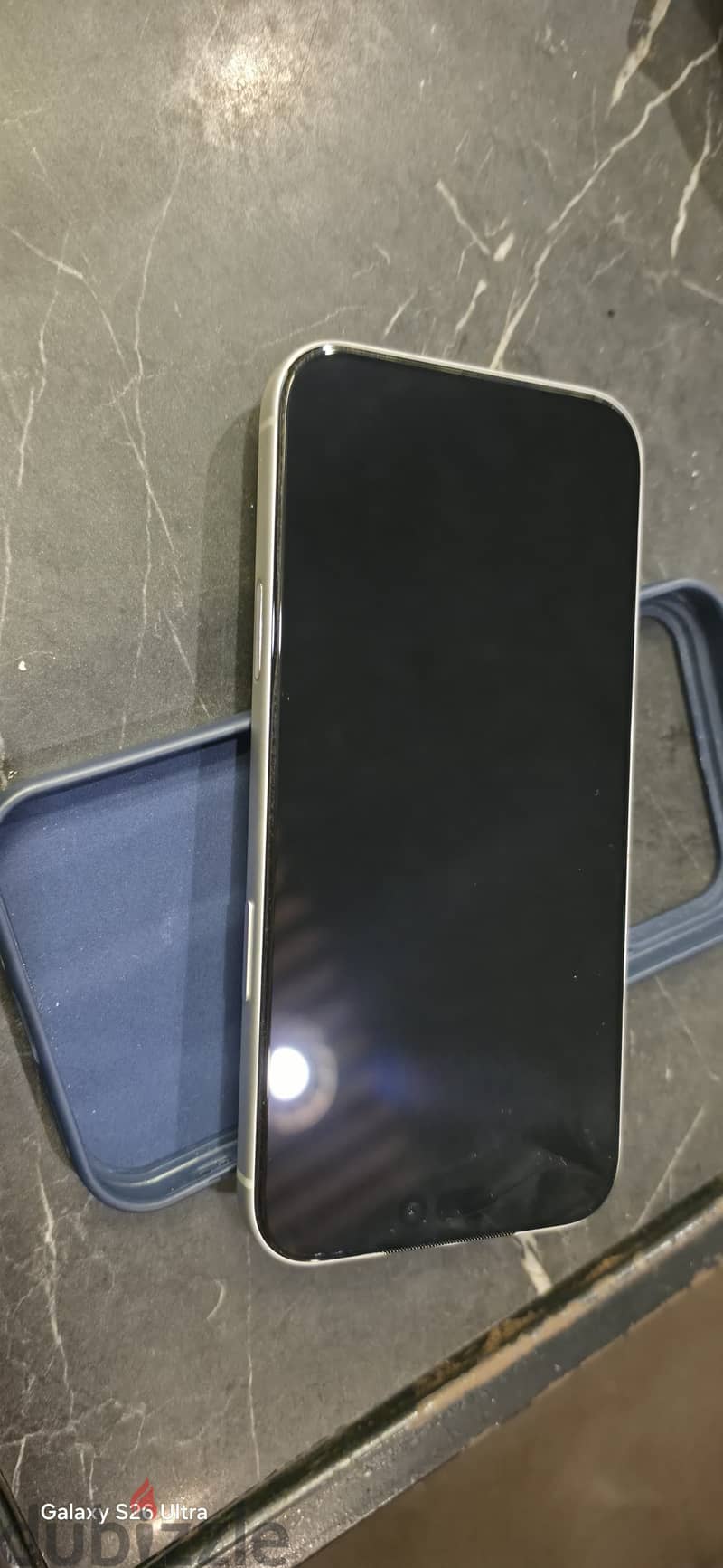 Apple - iPhone 17 Pro Max 4