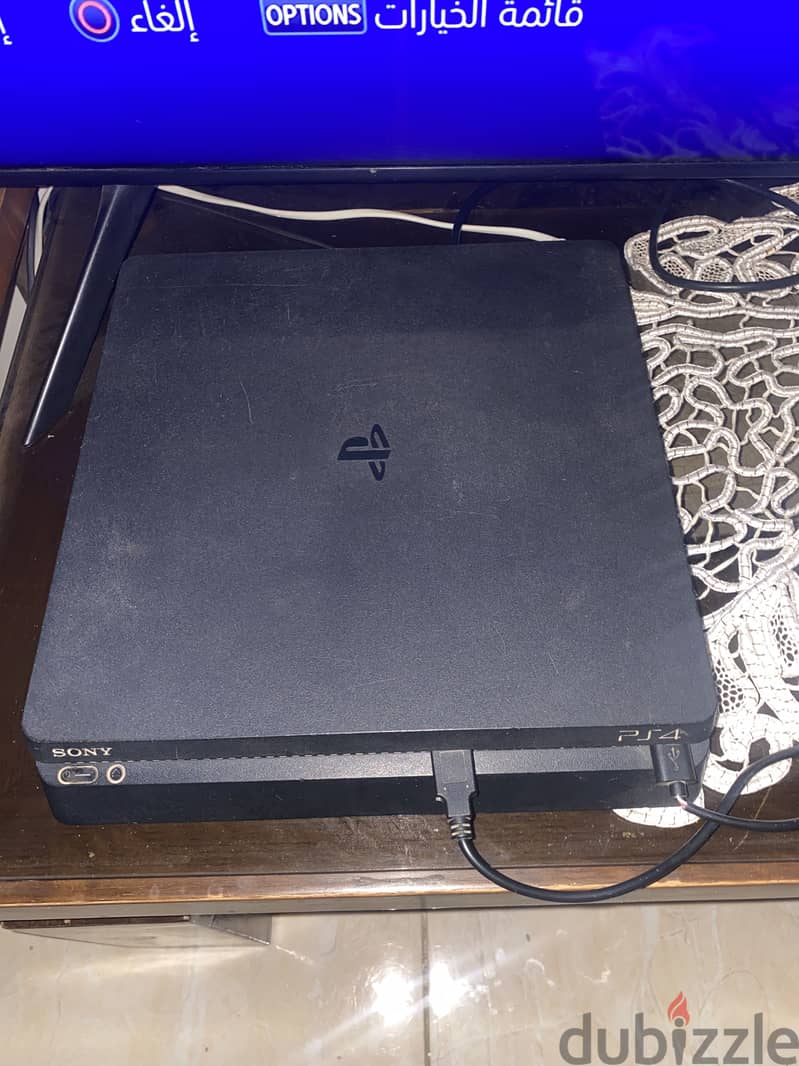 PlayStation 4 slim Digital 1