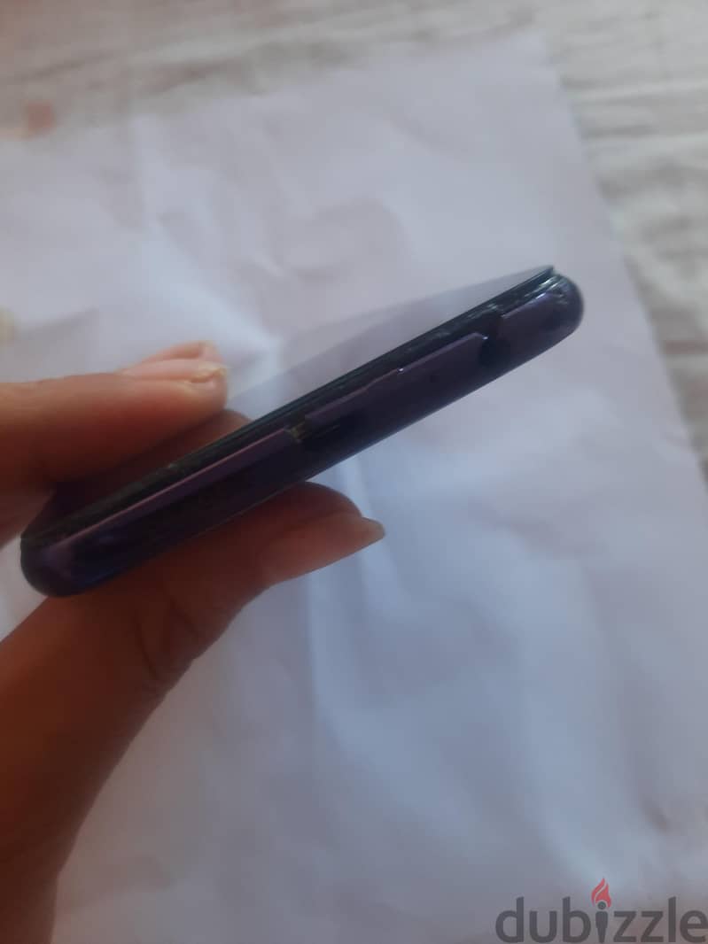Oppo f9 mobile 3
