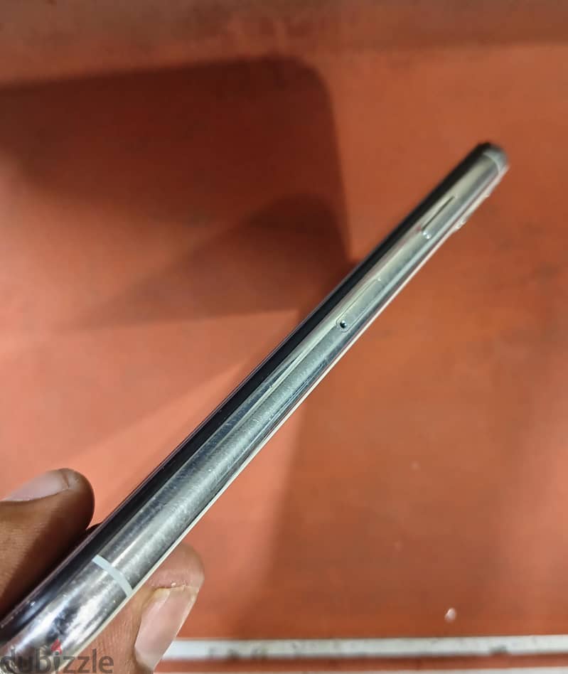 Apple - iPhone 11 Pro Max 3