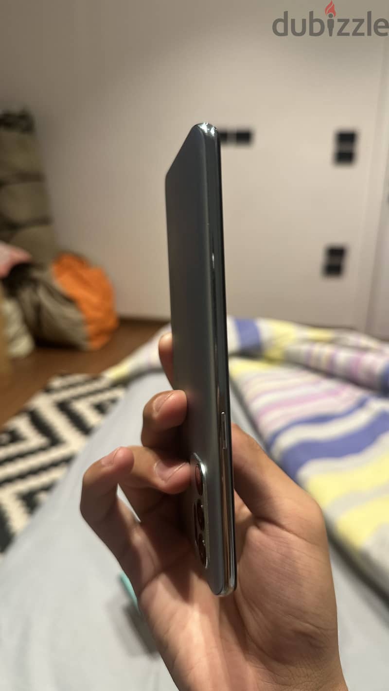 OPPO Reno6 5