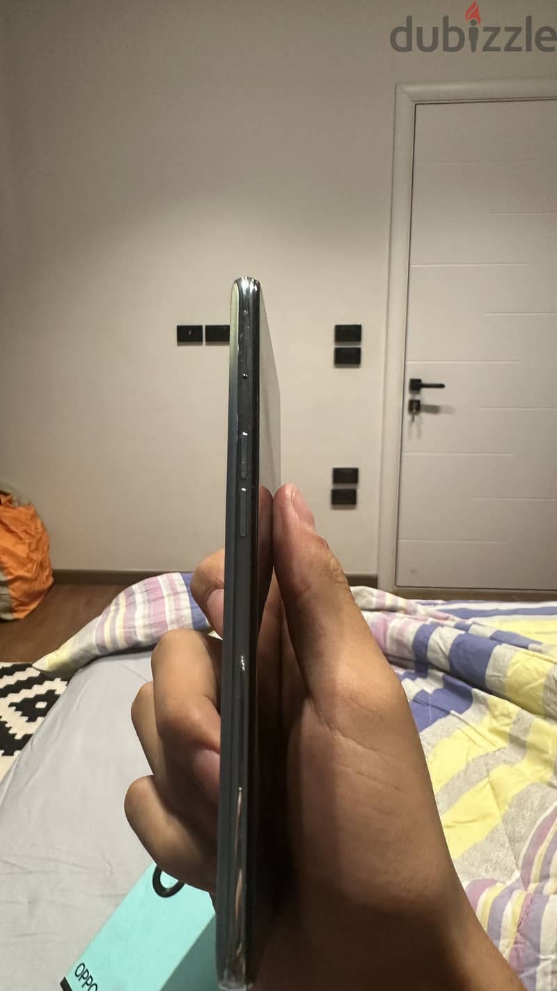 OPPO Reno6 7