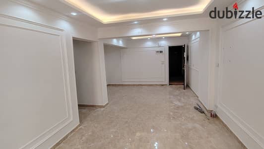 Apartment for rent in Tharwat Altrams 130 m Super Lux