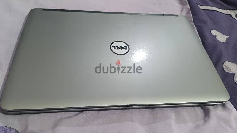 Dell Latitude E6540 1