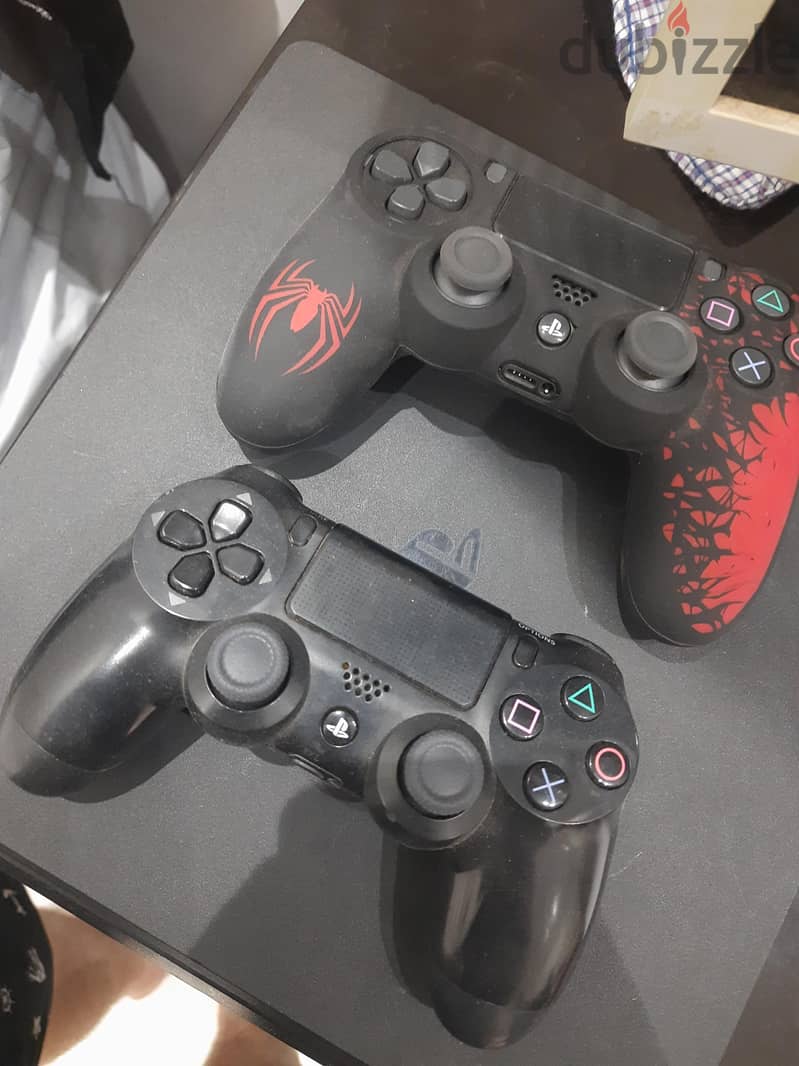 ps4 slim 1