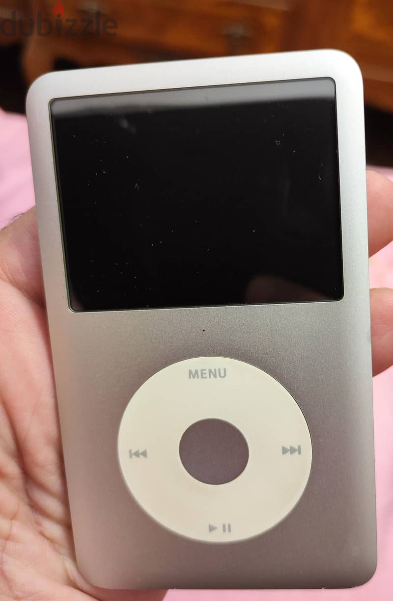 Classic iPod 160Gb. 9