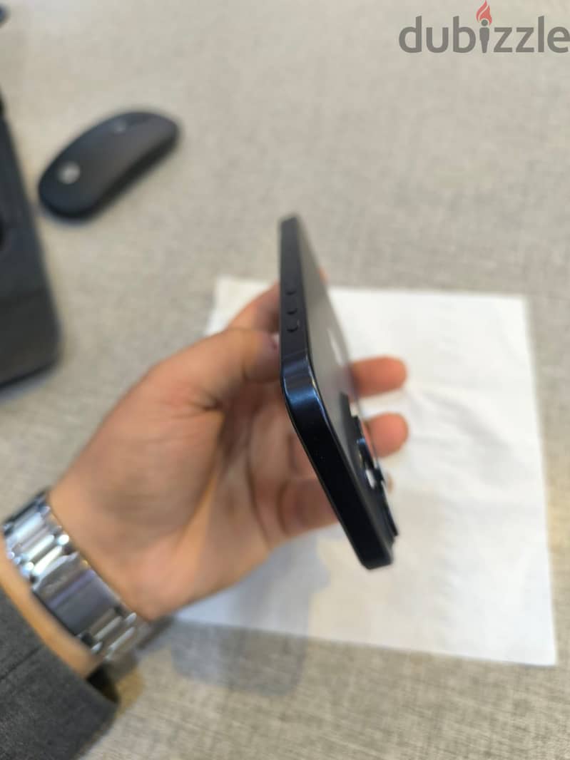 Apple - iPhone 15 Pro 4