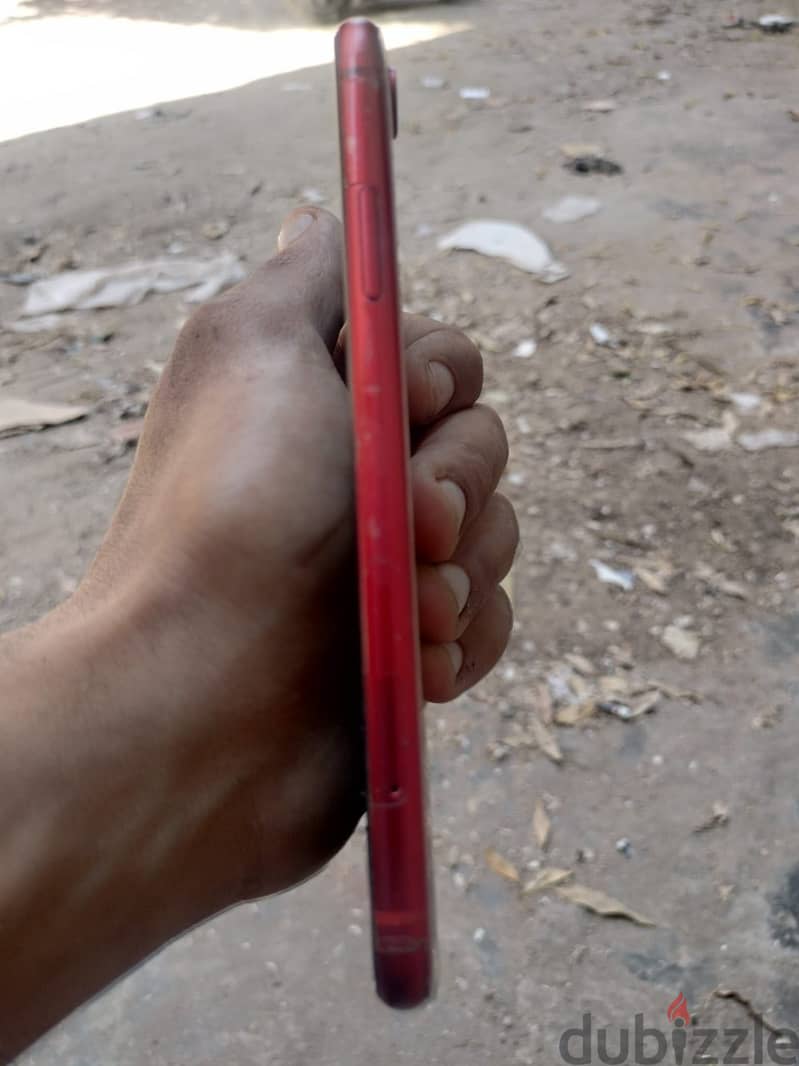 Apple - iPhone XR 4
