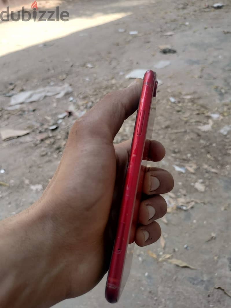 Apple - iPhone XR 5