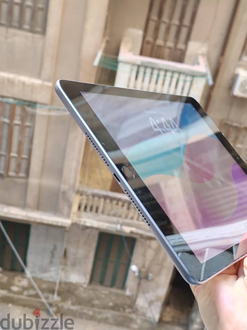 IPad 6th generation 128gb WIfi+Sim 2