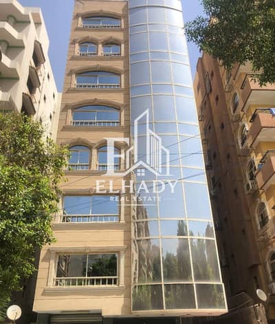 عمارة إدارية مرخصة للبيع في المعادي الجديدة