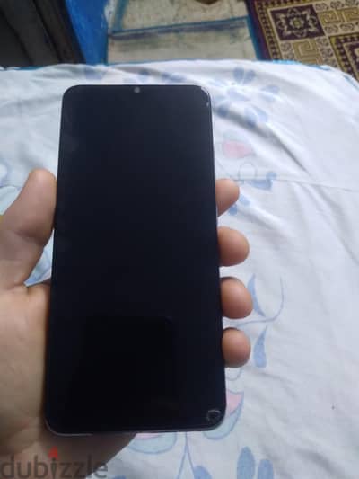 سامسونج ايه ٣٢.  مساحه 128