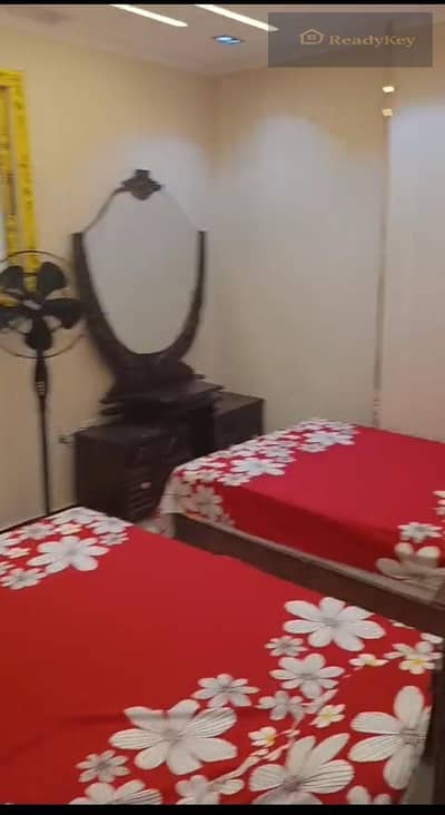  شقة مفروشة للإيجار – فيصل  شارع عبد العال 1، متفرع من شارع العشرين – فيصل  الدور التاسع – برج على الشارع الرئيسي  غرفتين  فرش جديد  يوج