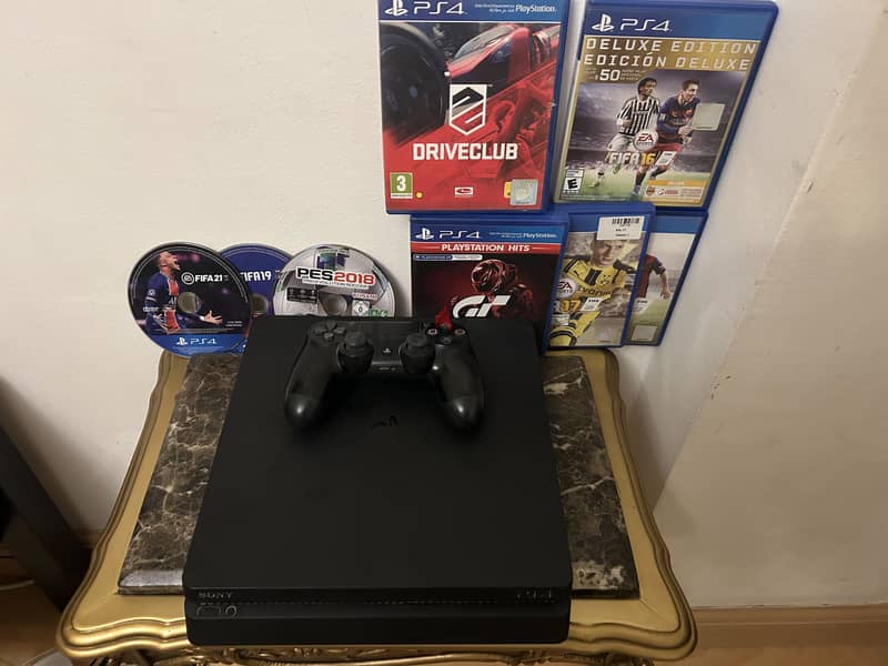 Ps4 slim very good status 1