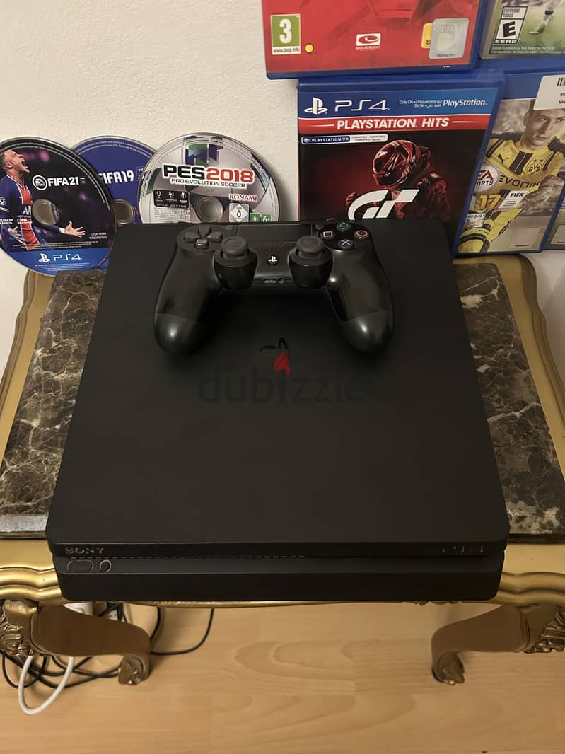 Ps4 slim very good status 2