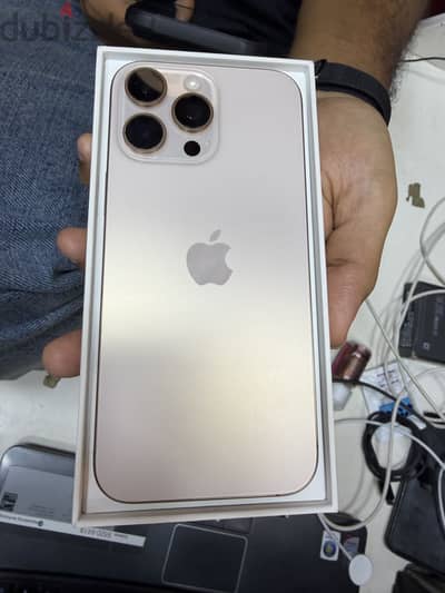 Apple - iPhone 16 Pro Max