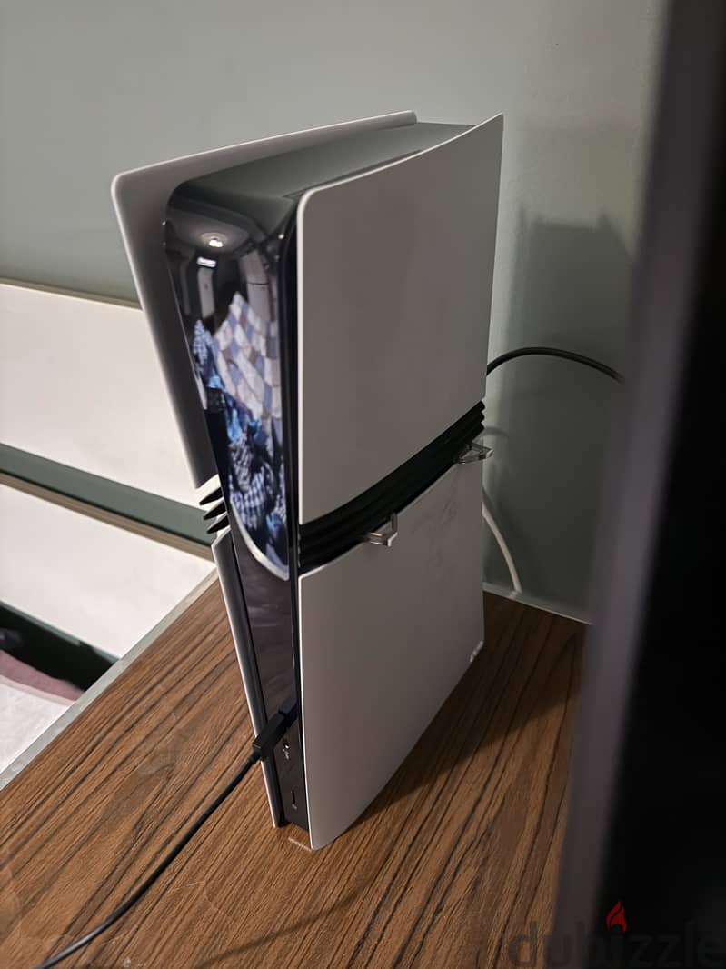 PS5 Pro Console 1