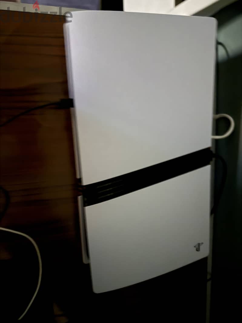 PS5 Pro Console 2