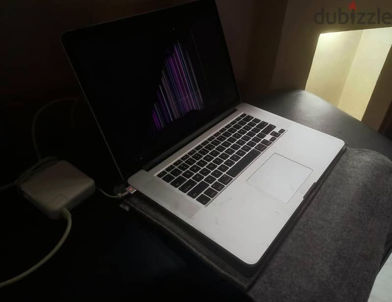 Macbook pro 1