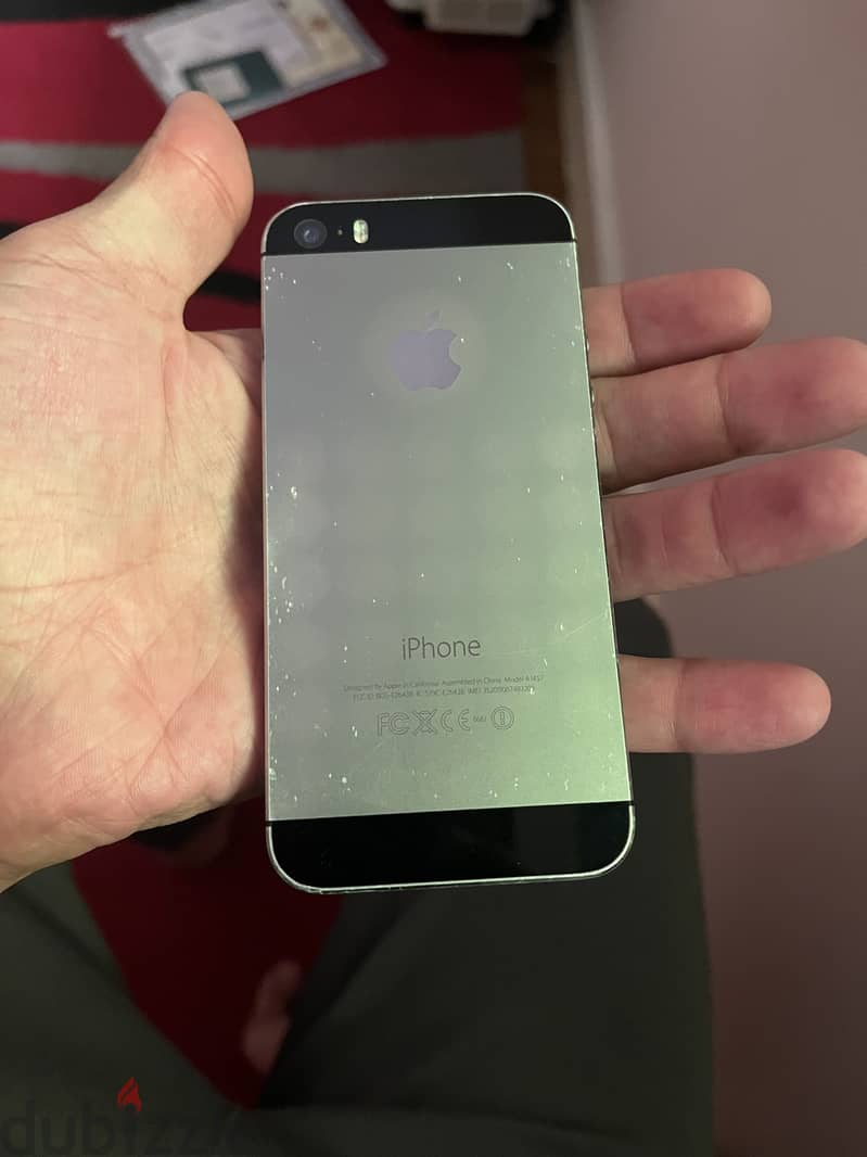 Apple - iPhone 5s 3