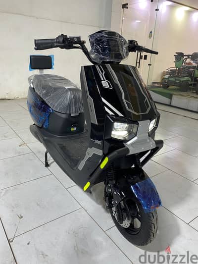 Oy fly 680 Electric Scooter ٢٠٠٠ وات كهربا 2000 watt
