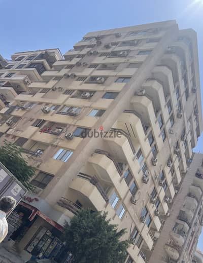 جراج كبير بمدينة نصر يصلح كجراج أو مخزن كبير أو مشروع مغسلة للسيارات