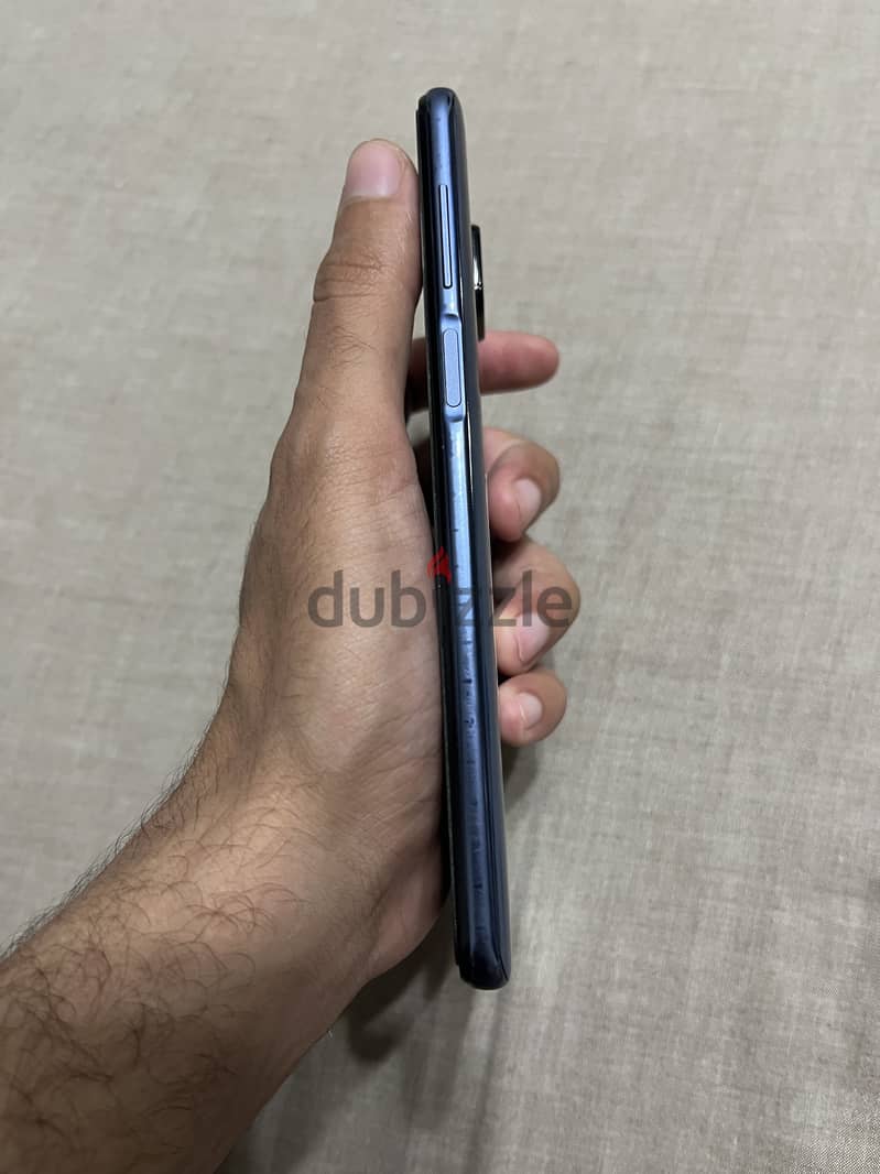 Xiaomi Redmi Note 9s 5