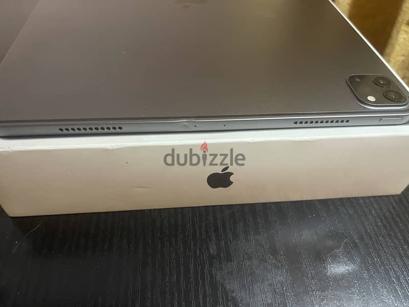 Ipad pro 2021 m1 12’9 inch like new 1