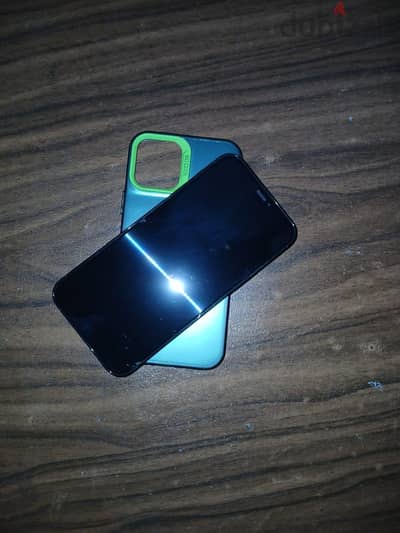 iPhone 12 Pro للبيع