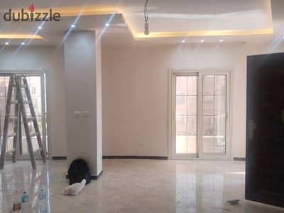 For lovers of refined taste, an apartment of 200 meters in the second neighborhood with a double face villa on a corner.