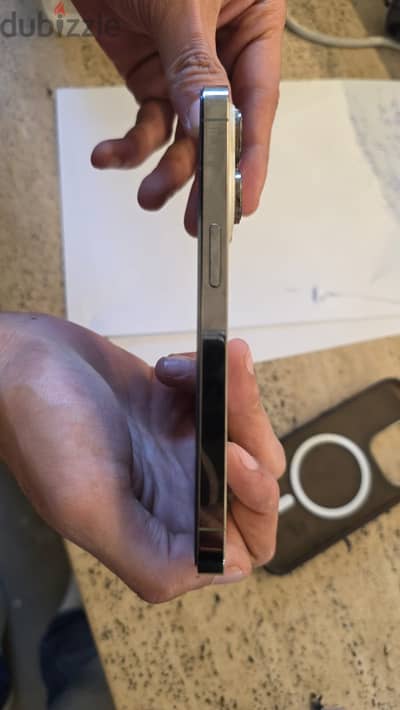 Apple - iPhone 14 Pro
