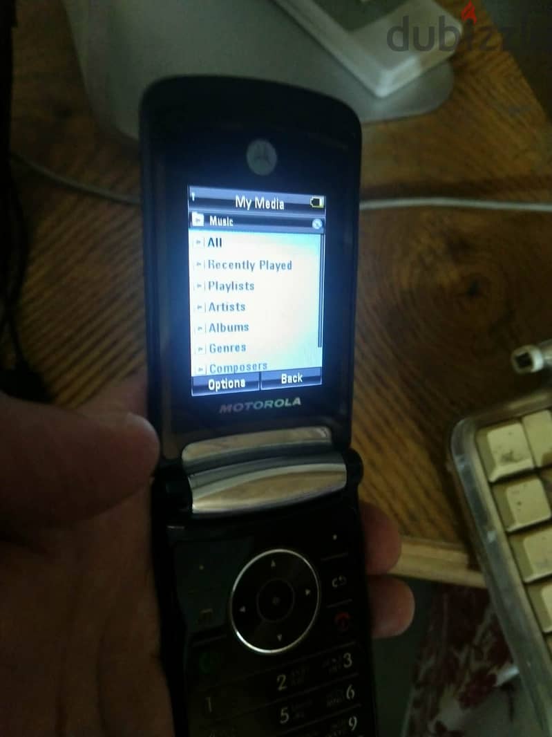 motorola razr v8 2